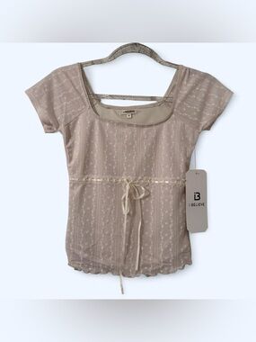 NWT I Believe Cream Floral Top